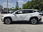 New 2026 HYUNDAI TUCSON SEL PREMIUM FWD in DAVIE, FLORIDA (Photo 2)