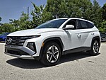 New 2026 HYUNDAI TUCSON SEL PREMIUM FWD in DAVIE, FLORIDA (Photo 1)