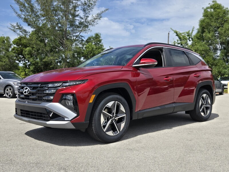 New 2026 HYUNDAI TUCSON SEL PREMIUM FWD in DAVIE, FLORIDA