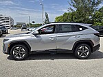 New 2026 HYUNDAI TUCSON SEL PREMIUM FWD in DAVIE, FLORIDA (Photo 2)