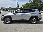 New 2026 HYUNDAI TUCSON SEL PREMIUM FWD in DAVIE, FLORIDA (Photo 2)