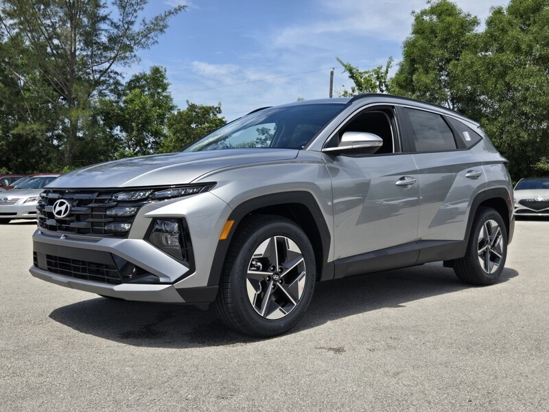 New 2026 HYUNDAI TUCSON SEL PREMIUM FWD in DAVIE, FLORIDA
