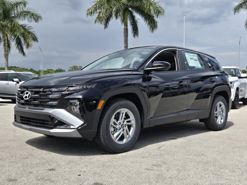 New 2026 HYUNDAI TUCSON SE FWD in DAVIE, FLORIDA
