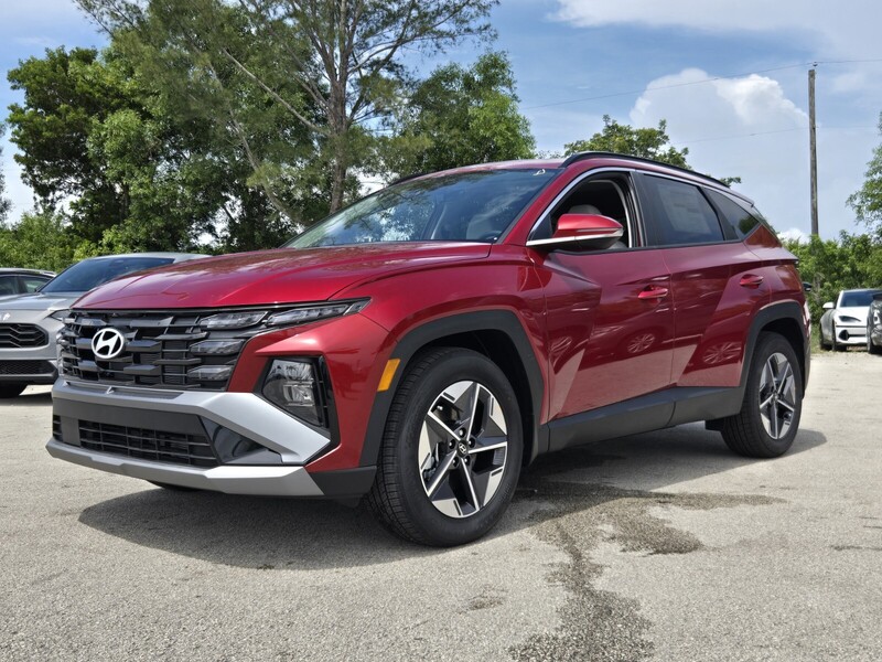 New 2026 HYUNDAI TUCSON SEL PREMIUM FWD in DAVIE, FLORIDA