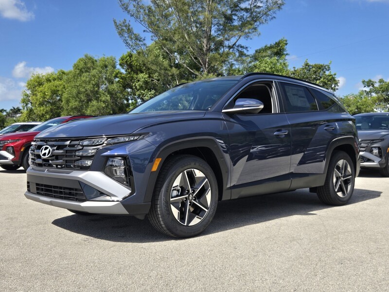 New 2026 HYUNDAI TUCSON SEL PREMIUM FWD in DAVIE, FLORIDA