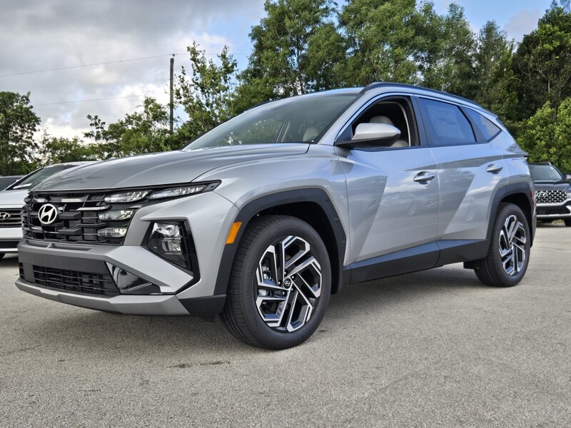 New 2026 HYUNDAI TUCSON SEL PLUS FWD in DAVIE, FLORIDA