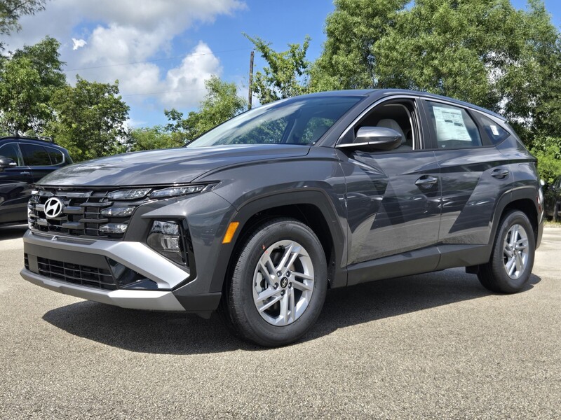 New 2026 HYUNDAI TUCSON SE FWD in DAVIE, FLORIDA