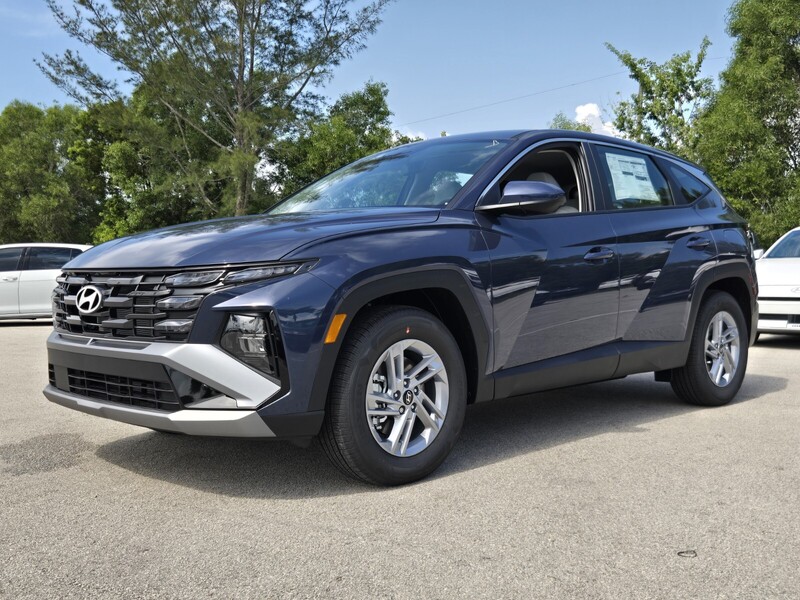 New 2026 HYUNDAI TUCSON SE FWD in DAVIE, FLORIDA