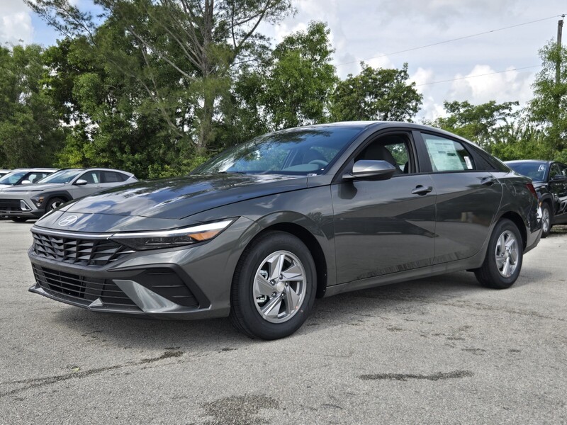New 2026 HYUNDAI ELANTRA SE SEDAN in DAVIE, FLORIDA