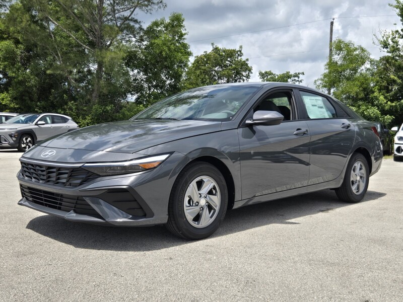 New 2026 HYUNDAI ELANTRA SE SEDAN in DAVIE, FLORIDA