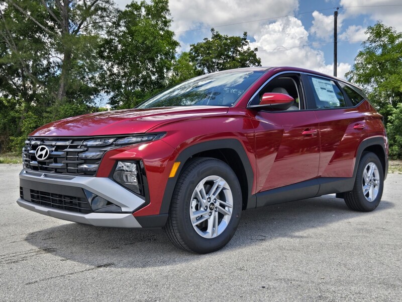 New 2026 HYUNDAI TUCSON SE FWD in DAVIE, FLORIDA