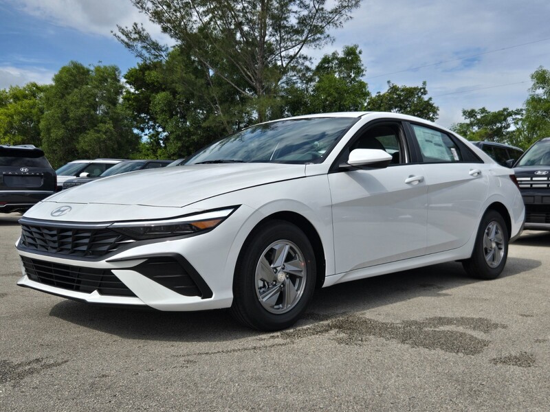 New 2026 HYUNDAI ELANTRA SE SEDAN in DAVIE, FLORIDA