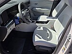New 2027 HYUNDAI KONA SE FWD in DAVIE, FLORIDA (Photo 5)