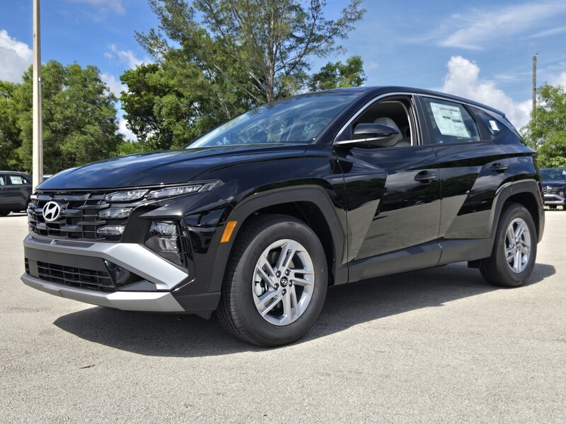 New 2026 HYUNDAI TUCSON SE FWD in DAVIE, FLORIDA