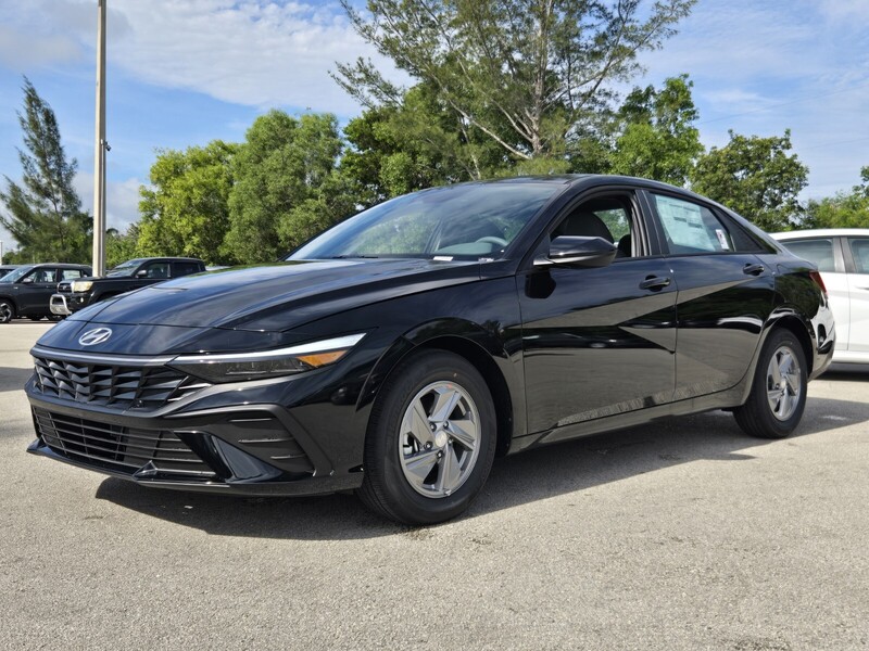 New 2026 HYUNDAI ELANTRA SE SEDAN in DAVIE, FLORIDA