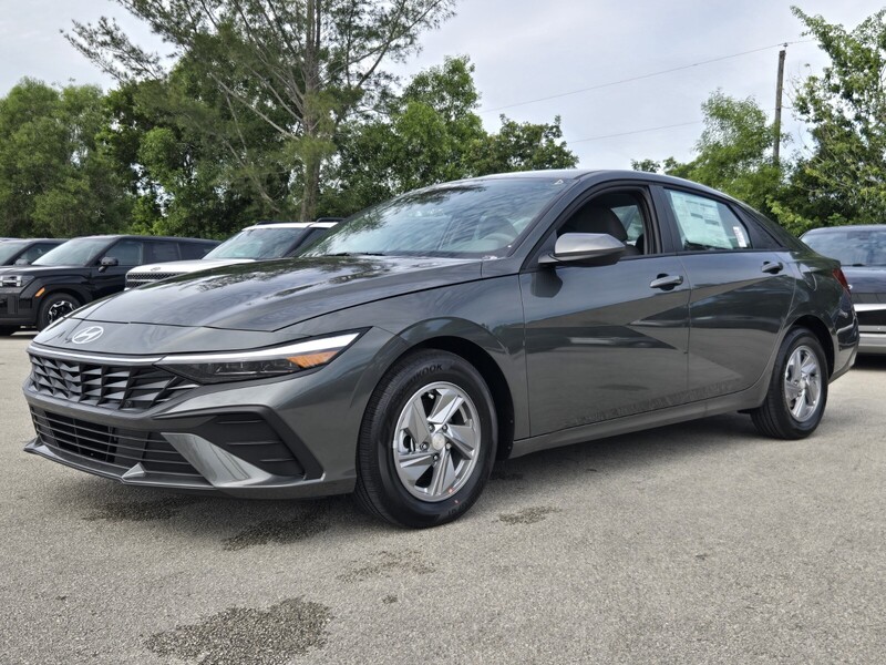 New 2026 HYUNDAI ELANTRA SE SEDAN in DAVIE, FLORIDA