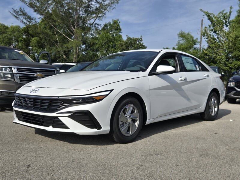 New 2026 HYUNDAI ELANTRA SE SEDAN in DAVIE, FLORIDA