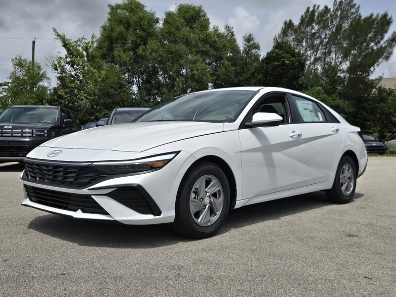 New 2026 HYUNDAI ELANTRA SE SEDAN in DAVIE, FLORIDA