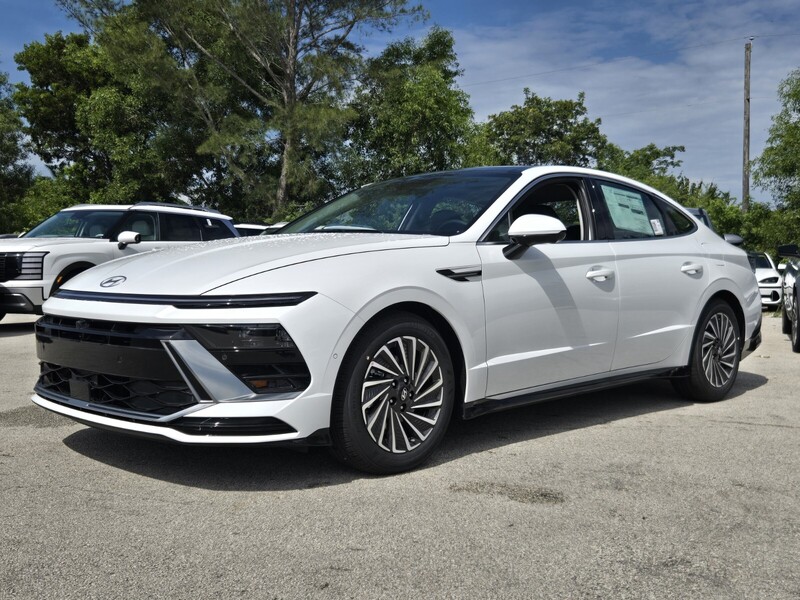 New 2026 HYUNDAI SONATA LIMITED FWD in DAVIE, FLORIDA