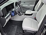 New 2027 HYUNDAI KONA SEL SPORT FWD in DAVIE, FLORIDA (Photo 5)