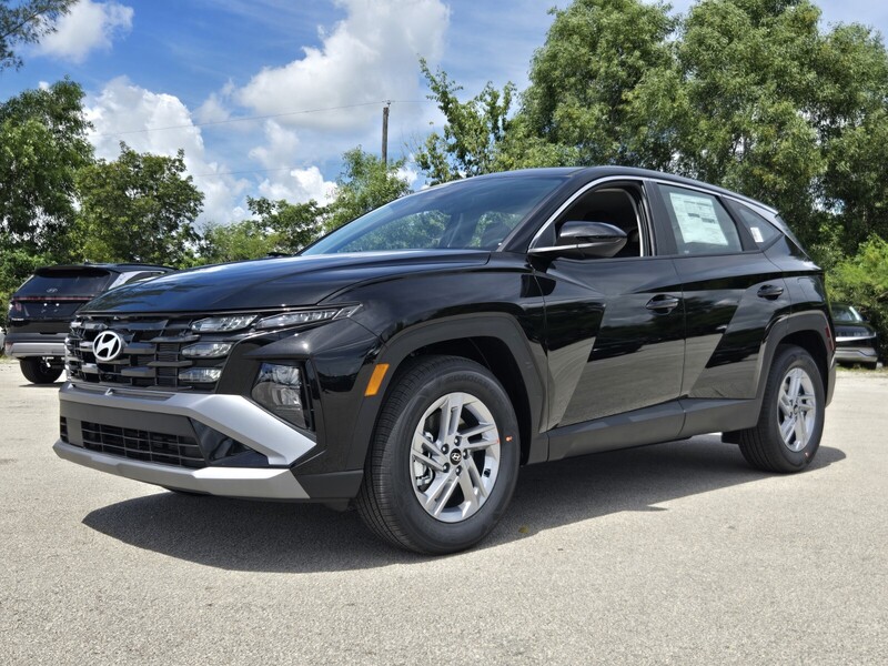 New 2026 HYUNDAI TUCSON SE FWD in DAVIE, FLORIDA