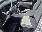New 2026 HYUNDAI TUCSON SEL PREMIUM FWD in DAVIE, FLORIDA (Photo 5)
