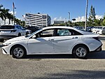 New 2026 HYUNDAI ELANTRA SE SEDAN in DAVIE, FLORIDA (Photo 2)