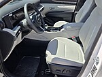 New 2026 HYUNDAI TUCSON SEL FWD in DAVIE, FLORIDA (Photo 5)