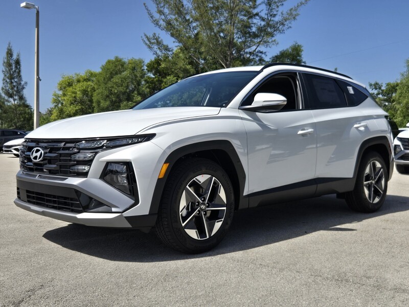 New 2026 HYUNDAI TUCSON SEL PREMIUM FWD in DAVIE, FLORIDA