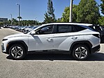 New 2026 HYUNDAI TUCSON SEL PREMIUM FWD in DAVIE, FLORIDA (Photo 2)