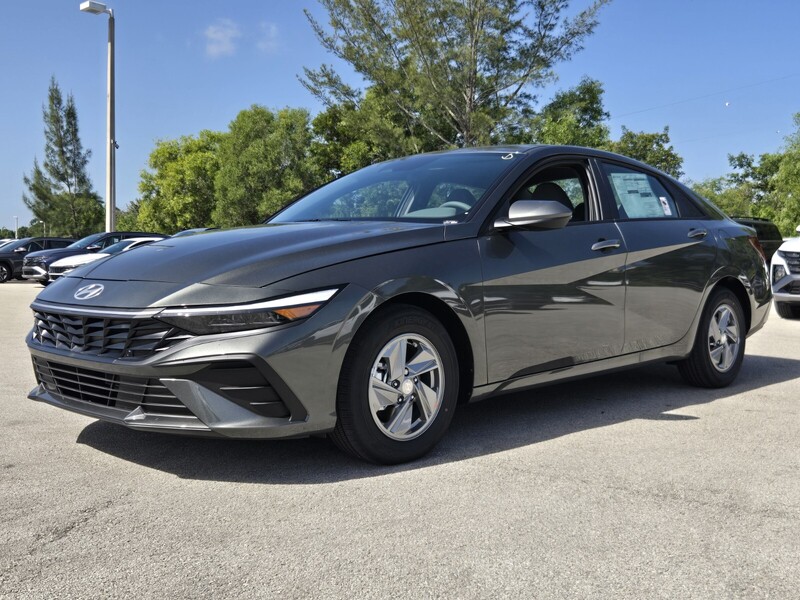 New 2026 HYUNDAI ELANTRA SE SEDAN in DAVIE, FLORIDA