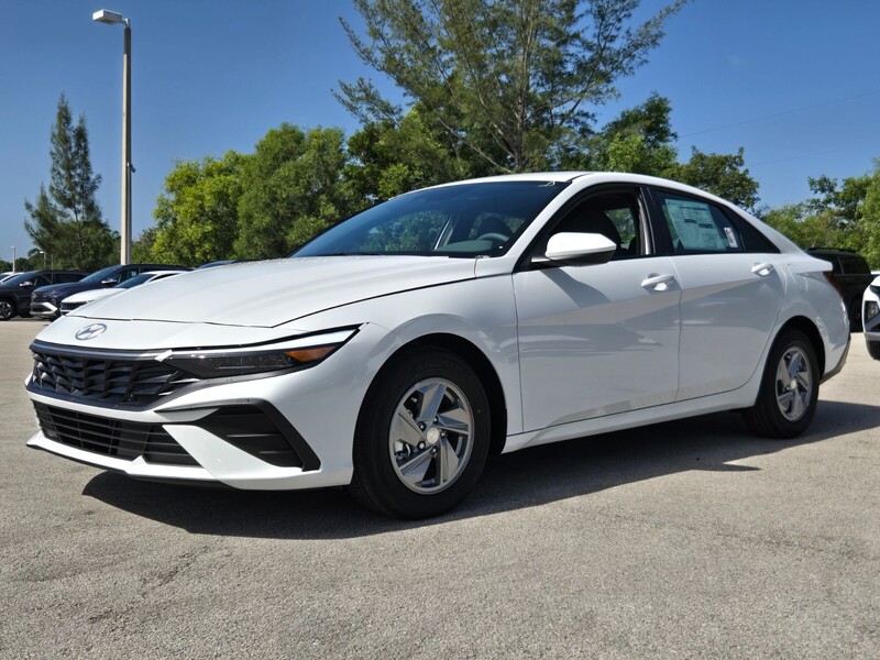 New 2026 HYUNDAI ELANTRA SE SEDAN in DAVIE, FLORIDA