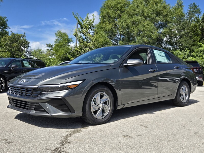 New 2026 HYUNDAI ELANTRA SE SEDAN in DAVIE, FLORIDA