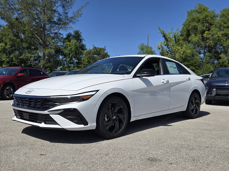 New 2026 HYUNDAI ELANTRA SEL SPORT PREMIUM SEDAN in DAVIE, FLORIDA