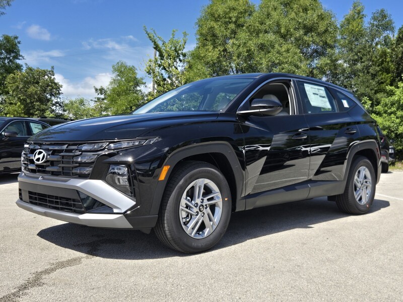 New 2026 HYUNDAI TUCSON SE FWD in DAVIE, FLORIDA