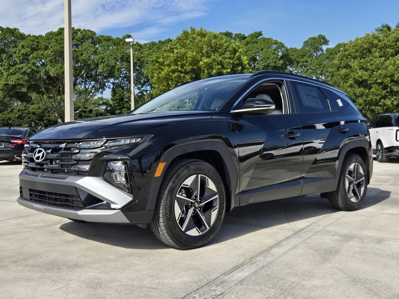 New 2026 HYUNDAI TUCSON SEL PREMIUM FWD in DAVIE, FLORIDA