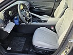 New 2026 HYUNDAI ELANTRA LIMITED SEDAN in DAVIE, FLORIDA (Photo 5)
