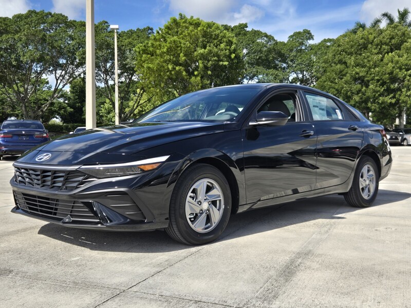 New 2026 HYUNDAI ELANTRA SE SEDAN in DAVIE, FLORIDA