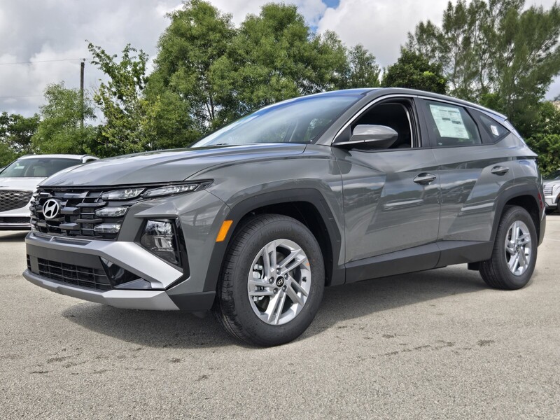 New 2026 HYUNDAI TUCSON SE FWD in DAVIE, FLORIDA
