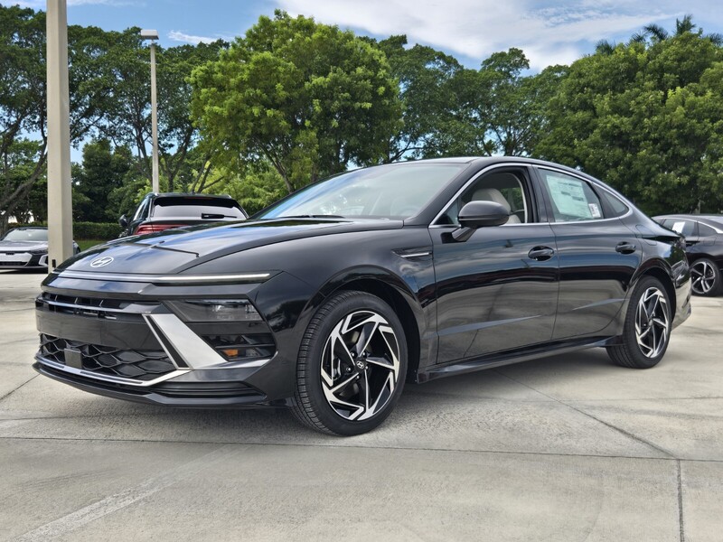 New 2026 HYUNDAI SONATA SEL SPORT FWD in DAVIE, FLORIDA
