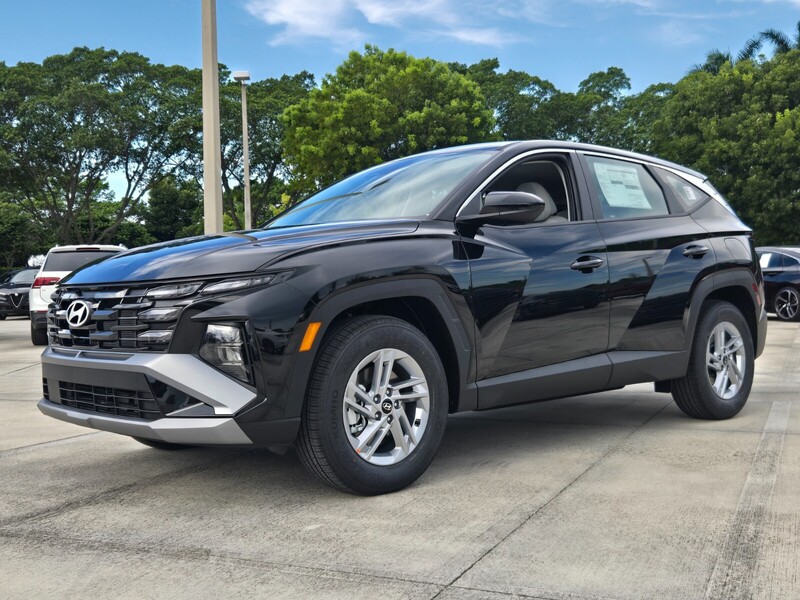 New 2026 HYUNDAI TUCSON SE FWD in DAVIE, FLORIDA