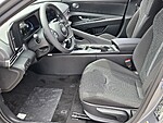 New 2026 HYUNDAI ELANTRA SE Sedan in DAVIE, FLORIDA (Photo 5)