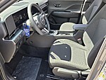 New 2027 HYUNDAI KONA SE FWD in DAVIE, FLORIDA (Photo 5)