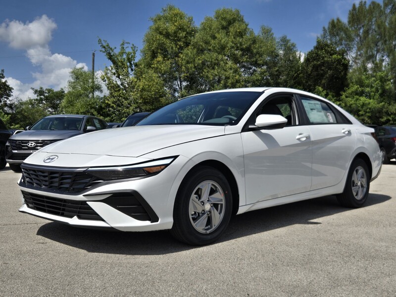 New 2026 HYUNDAI ELANTRA SE SEDAN in DAVIE, FLORIDA