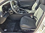 New 2026 HYUNDAI ELANTRA LIMITED SEDAN in DAVIE, FLORIDA (Photo 5)