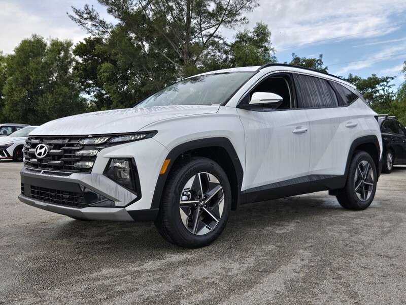 New 2026 HYUNDAI TUCSON HYBRID SEL CONVENIENCE AWD in DAVIE, FLORIDA