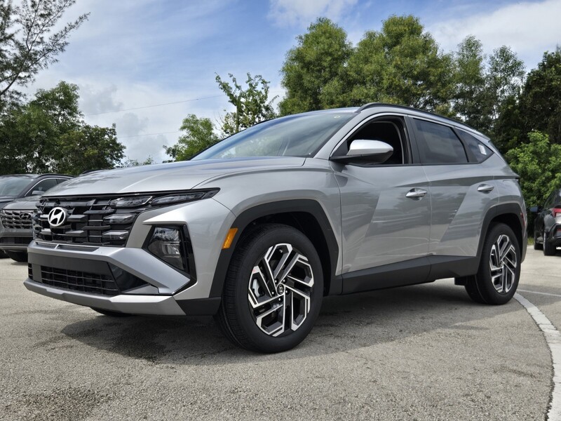New 2026 HYUNDAI TUCSON SEL PLUS FWD in DAVIE, FLORIDA
