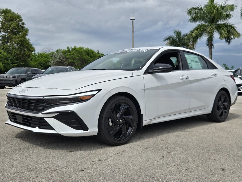 New 2026 HYUNDAI ELANTRA SEL SPORT PREMIUM SEDAN in DAVIE, FLORIDA