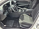 New 2026 HYUNDAI ELANTRA SEL Sport Premium Sedan in DAVIE, FLORIDA (Photo 5)