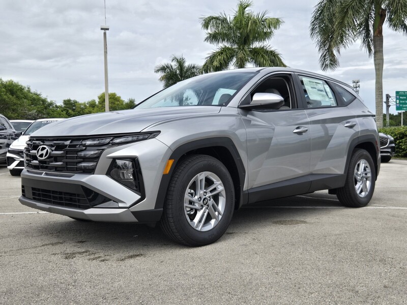 New 2026 HYUNDAI TUCSON SE FWD in DAVIE, FLORIDA